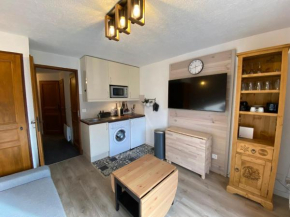 Appartement charmant avec parking, proximité centre et télécabine - FR-1-693-93